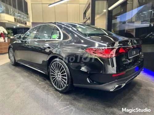 Mercedes-Benz E-Class 2026 photo 2