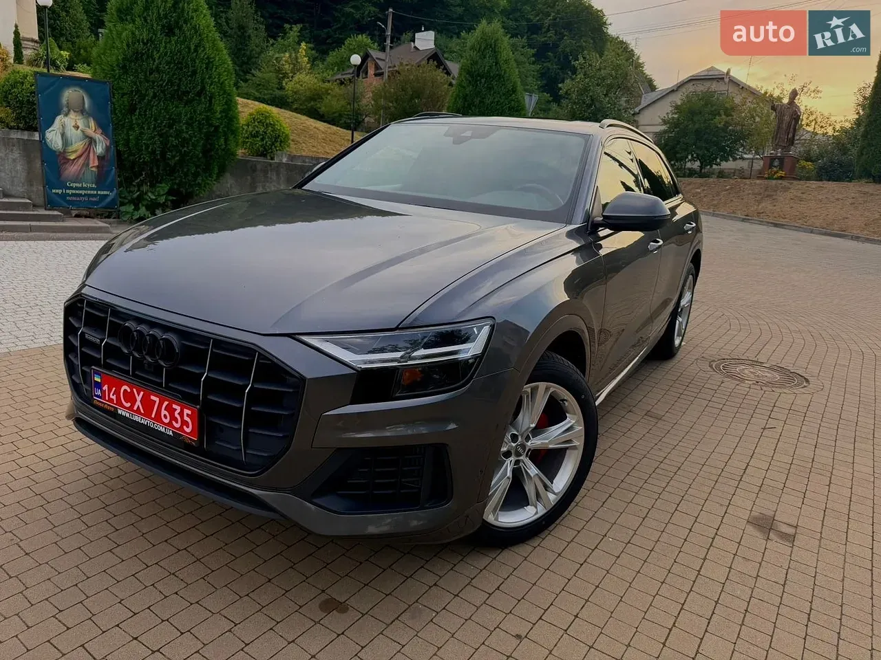 Audi Q8 2019 photo 5