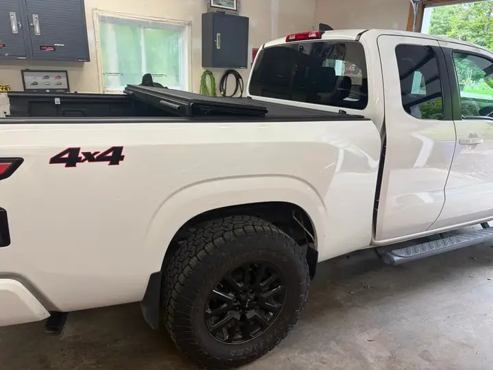 Nissan Frontier 2022 photo 2