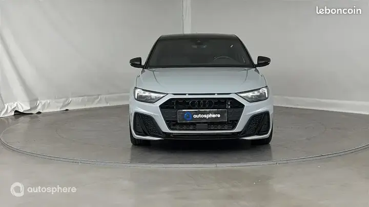 Audi A1 2023 photo 2