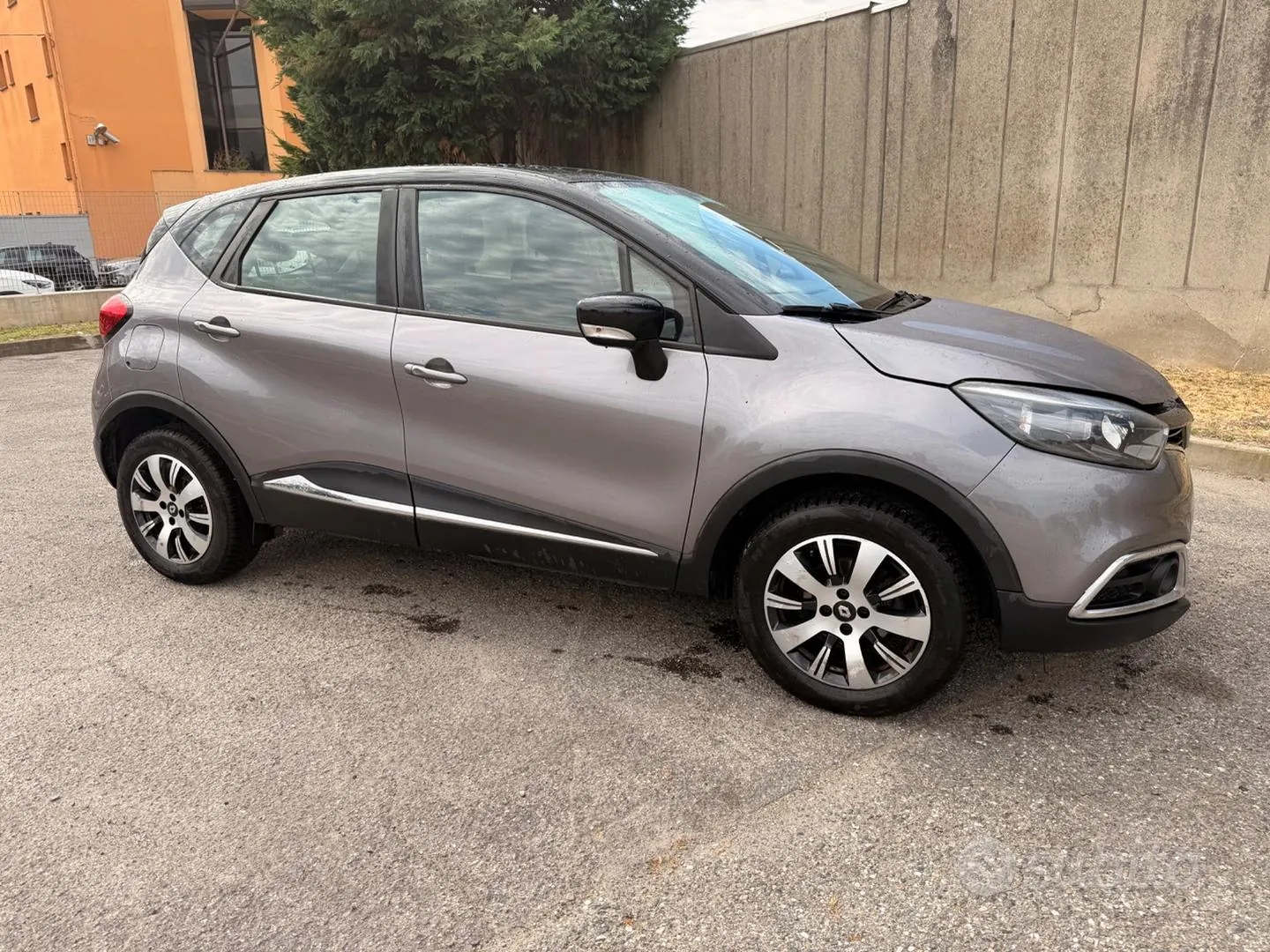 Renault Captur 2015 photo 2