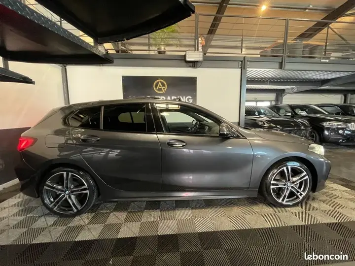 BMW 1 Series 2021 photo 2