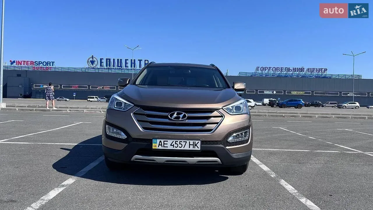 Hyundai Santa Fe 2013 photo 3
