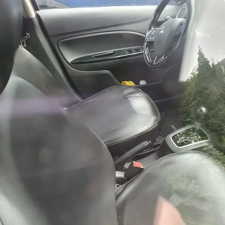 Mitsubishi Mirage 2018 photo 2