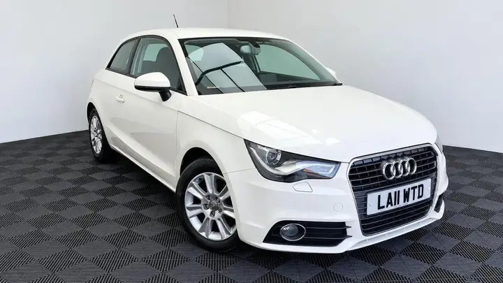 Audi A1 2011 photo 2