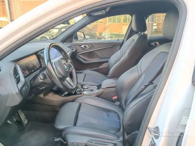 BMW 116D 2023 photo 5