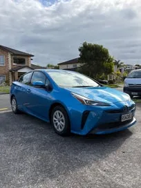 Toyota Prius 2020 photo 2