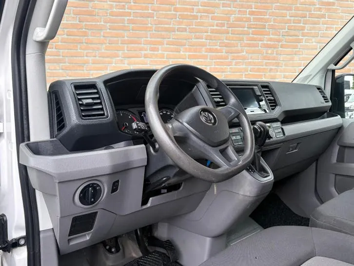 Volkswagen Crafter 2022 photo 2