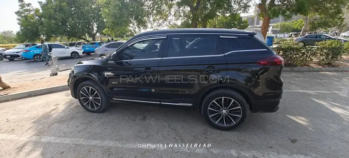 Proton X70