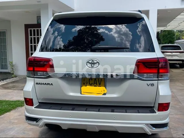 Toyota Land Cruiser Prado 2017 photo 2