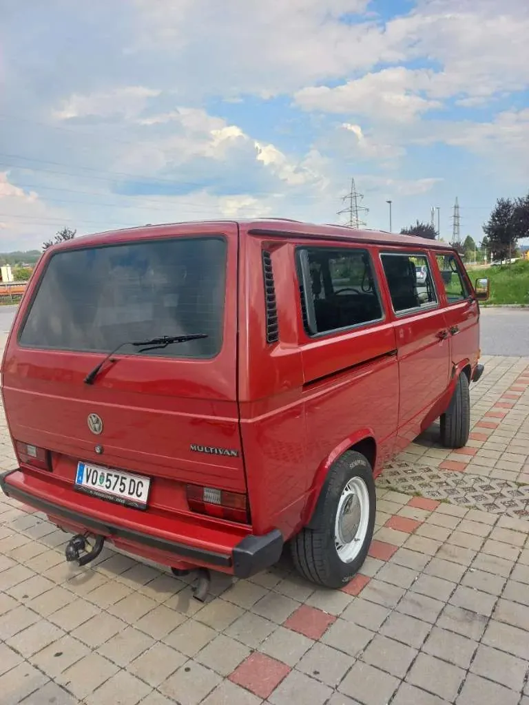 Volkswagen T3 1990 photo 2