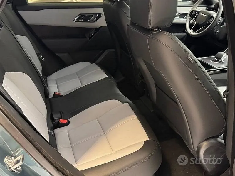 Land Rover Range Rover Velar 2025 photo 5