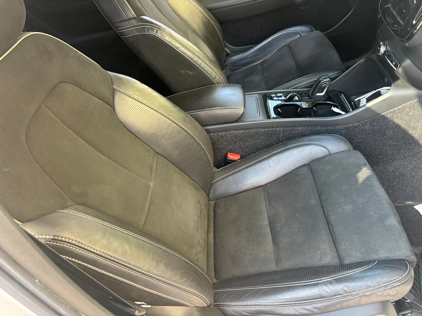 Volvo Xc40 2018 photo 4