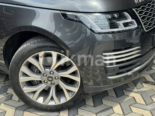 Land Rover Range Rover 2018 photo 2