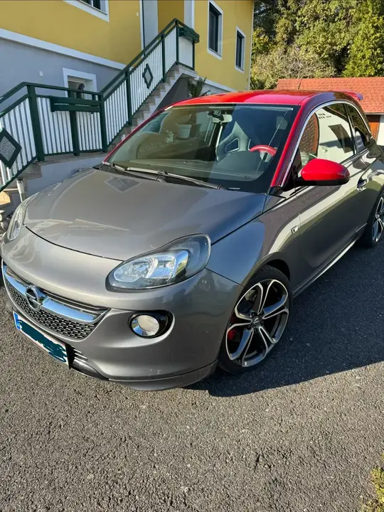 Opel Adam