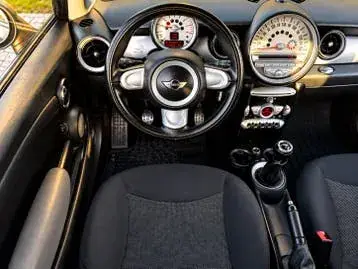 Mini Clubman 2009 photo 2