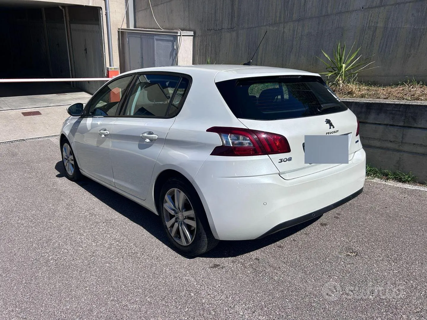 Peugeot 308 2016 photo 2