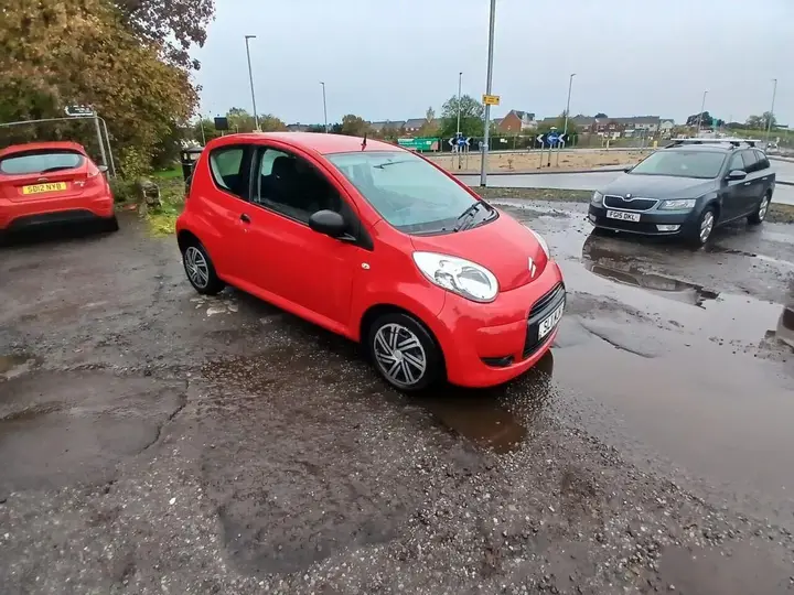 Citroen C1 2011 photo 3