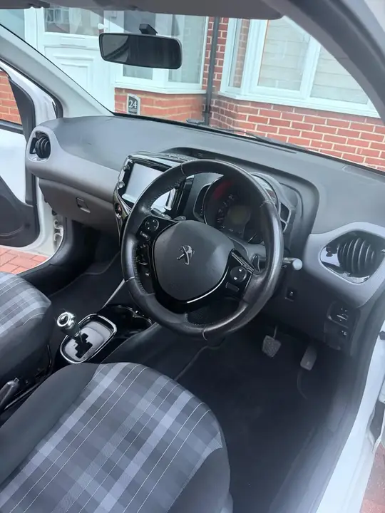 Peugeot 108 2019 photo 5