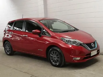 Nissan Note 2017 photo 2