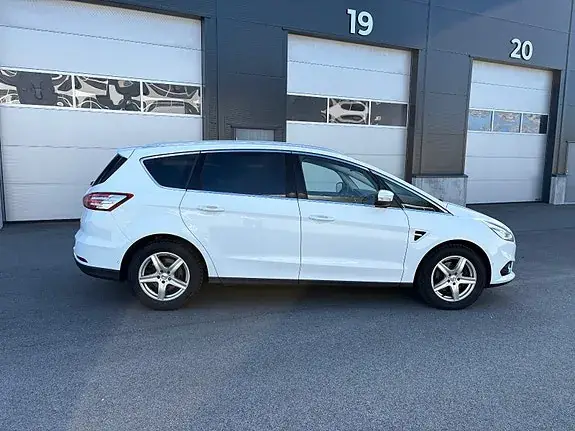 Ford S-Max 2017 photo 2