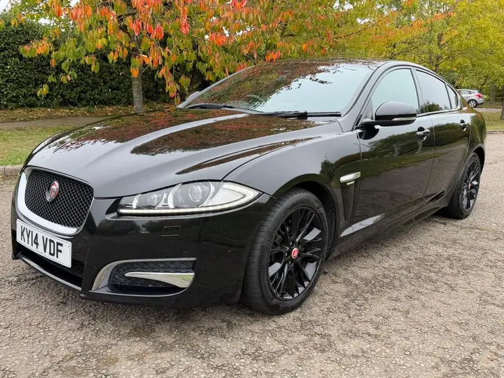 Jaguar Xf 2014 photo 3