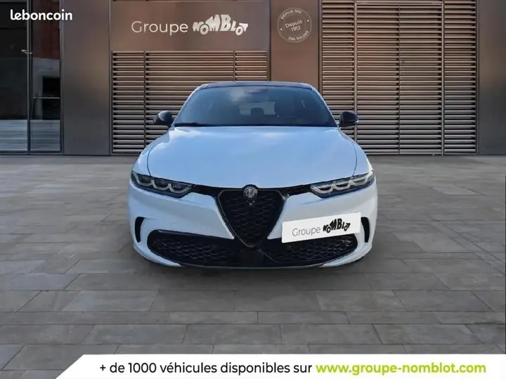 Alfa Romeo Tonale 2024 photo 2