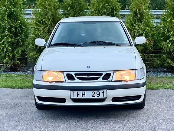 Saab 9-3 2002 photo 2