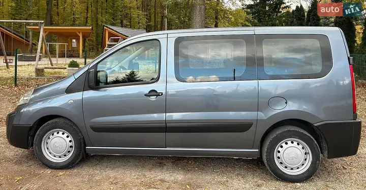 Peugeot Expert 2009 photo 2