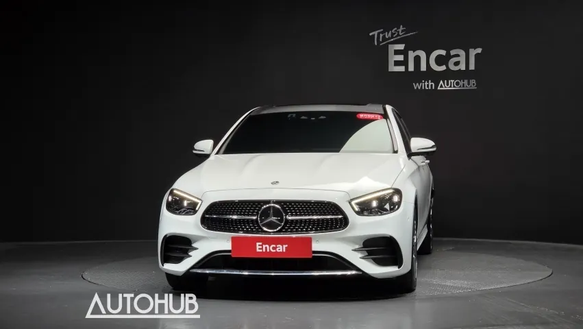 Mercedes-Benz E-Class 2023 photo 3