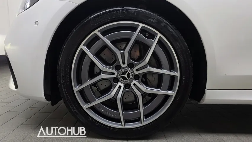 Mercedes-Benz E-Class 2023 photo 5