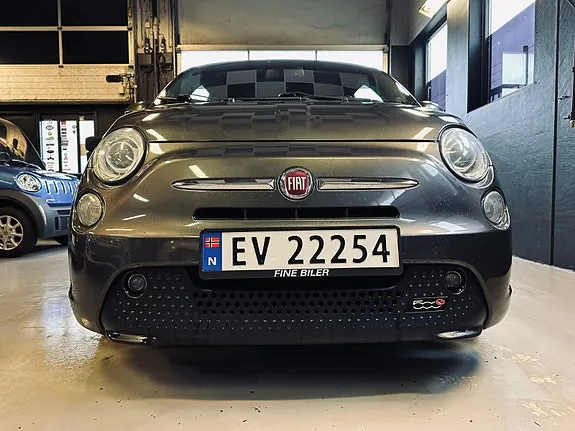 Fiat 500E 2015 photo 3