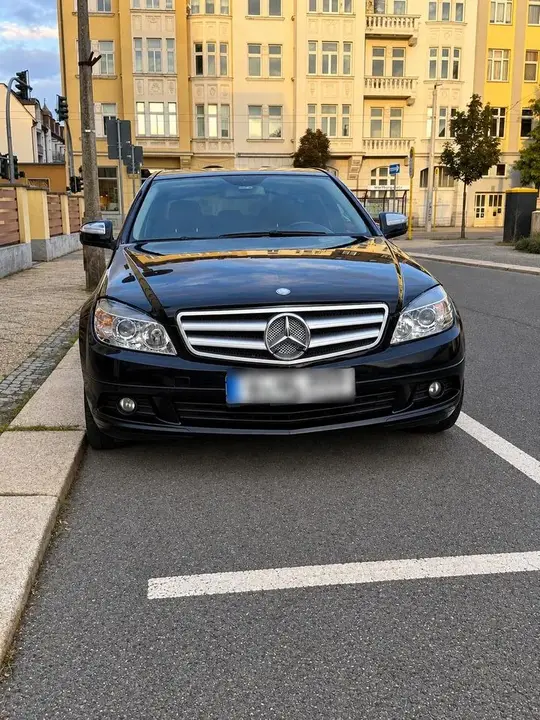 Mercedes-Benz C200