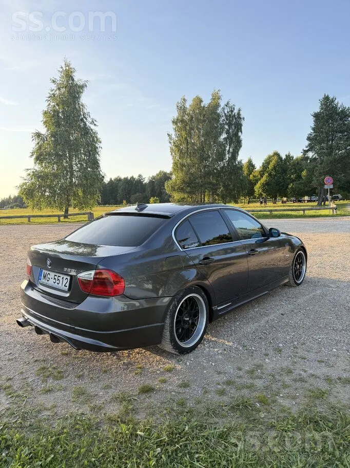 BMW 325I 2005 photo 4