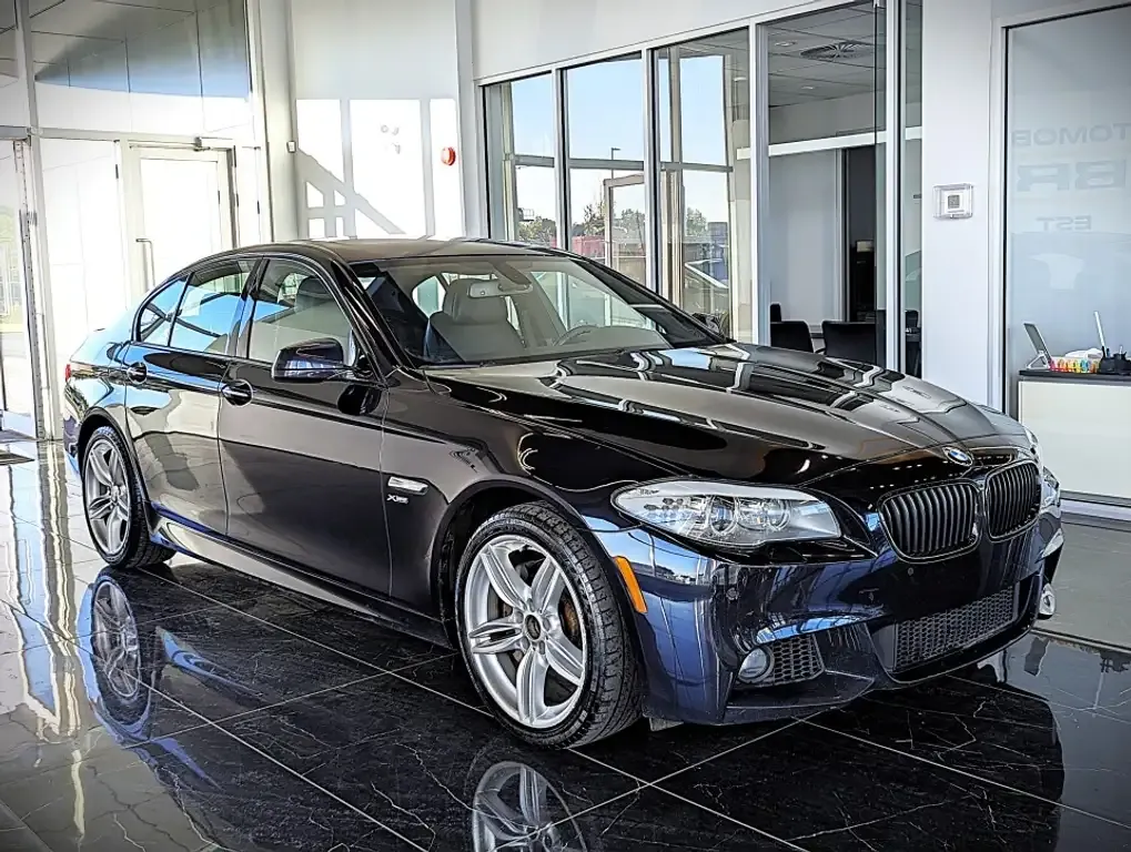 BMW 5 Series 2011 photo 3