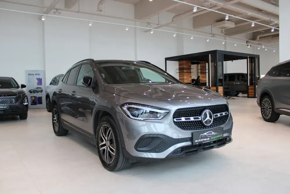 Mercedes-Benz Gla Class