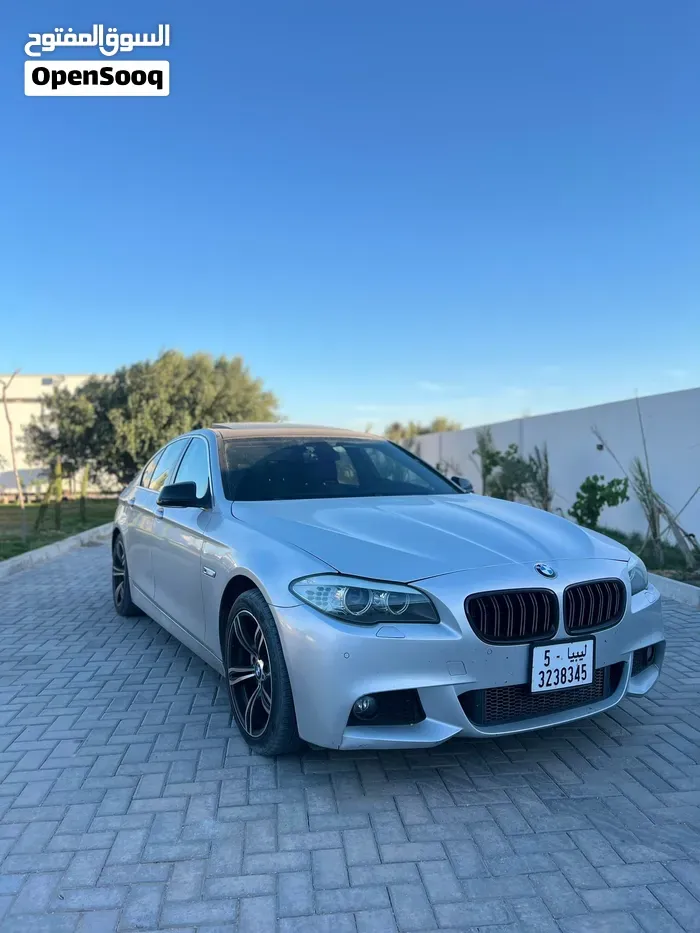 BMW 5 Series 2012 photo 4