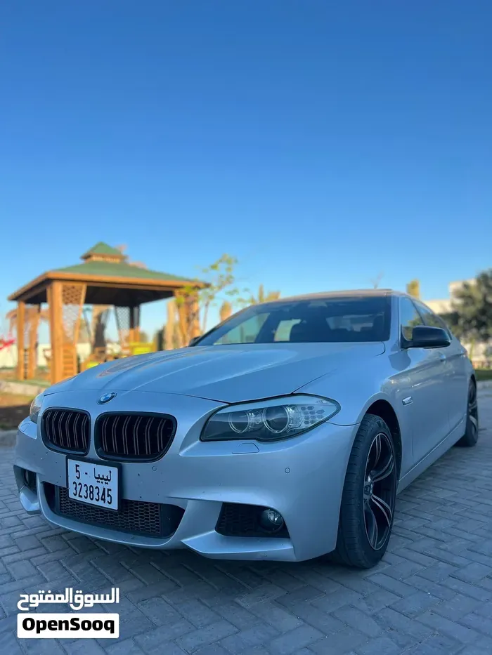 BMW 5 Series 2012 photo 3