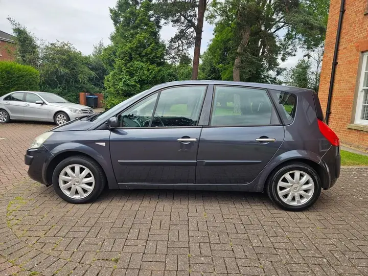 Renault Scenic 2008 photo 5