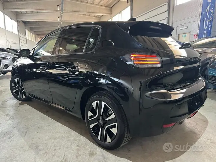 Peugeot 208 2025 photo 5