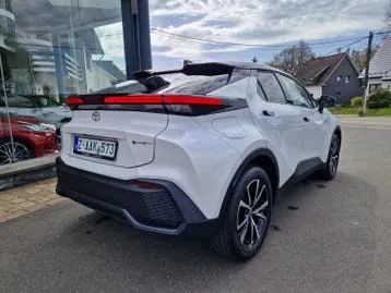 Toyota C-Hr 2025 photo 3