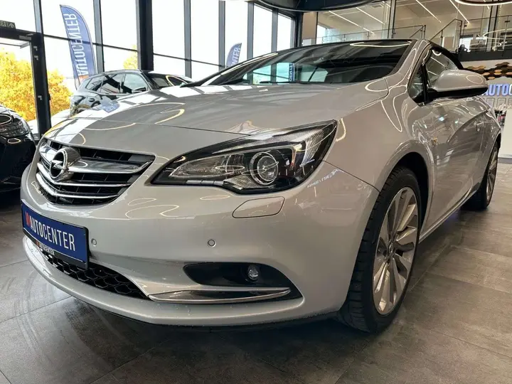 Opel Cascada 2013 photo 4