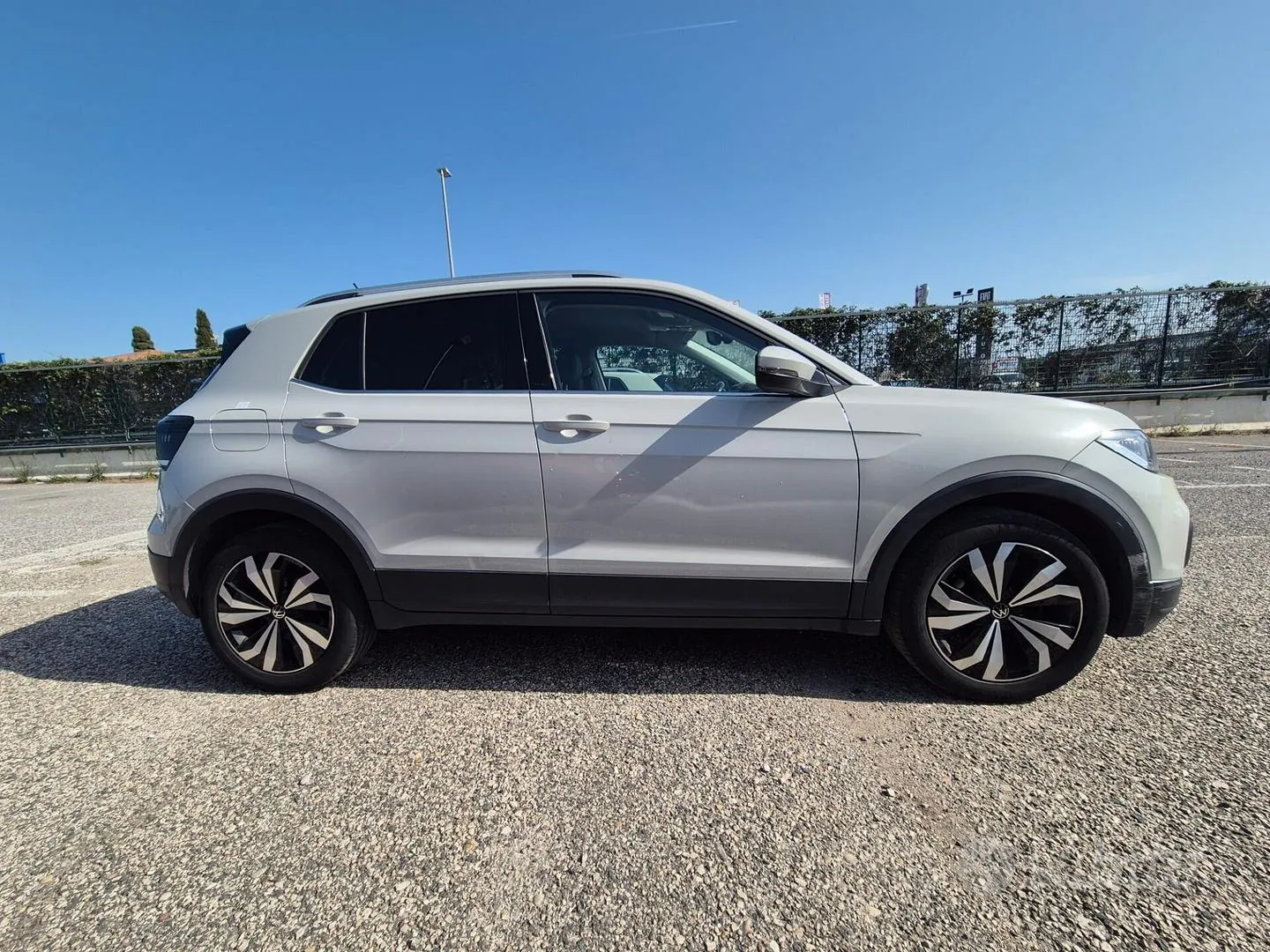 Volkswagen T-Cross 2022 photo 2