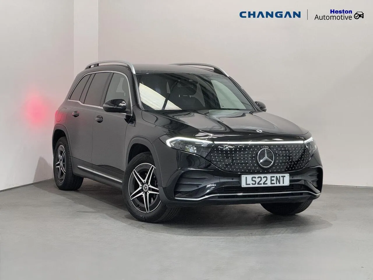Mercedes-Benz Eqb