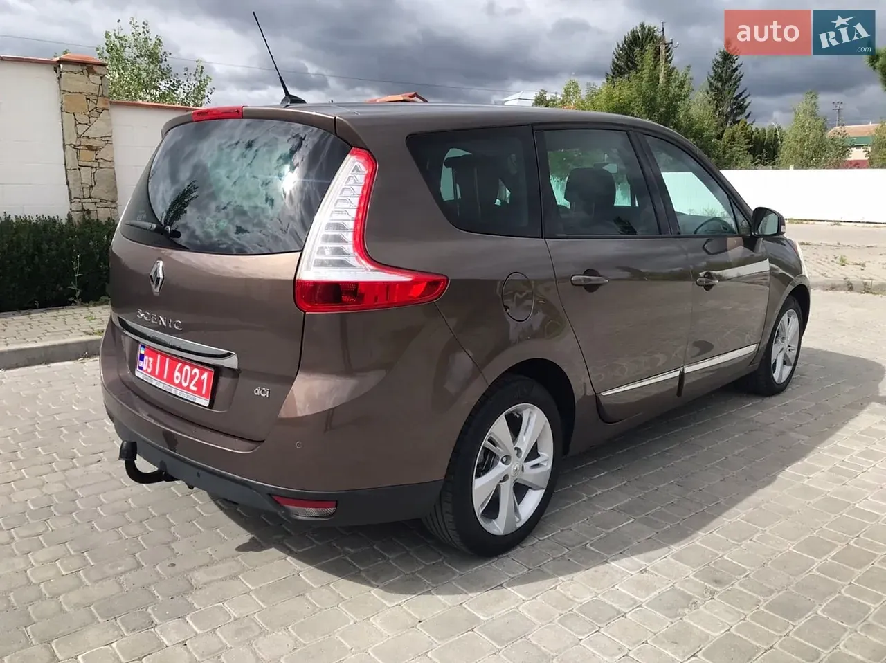 Renault Grand Scenic 2012 photo 5