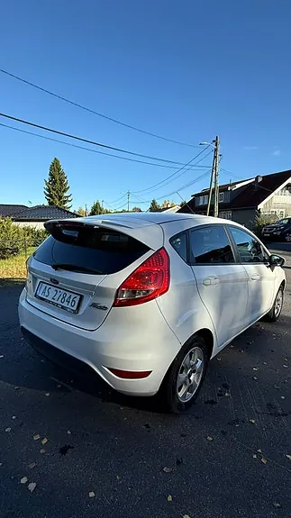 Ford Fiesta 2011 photo 5