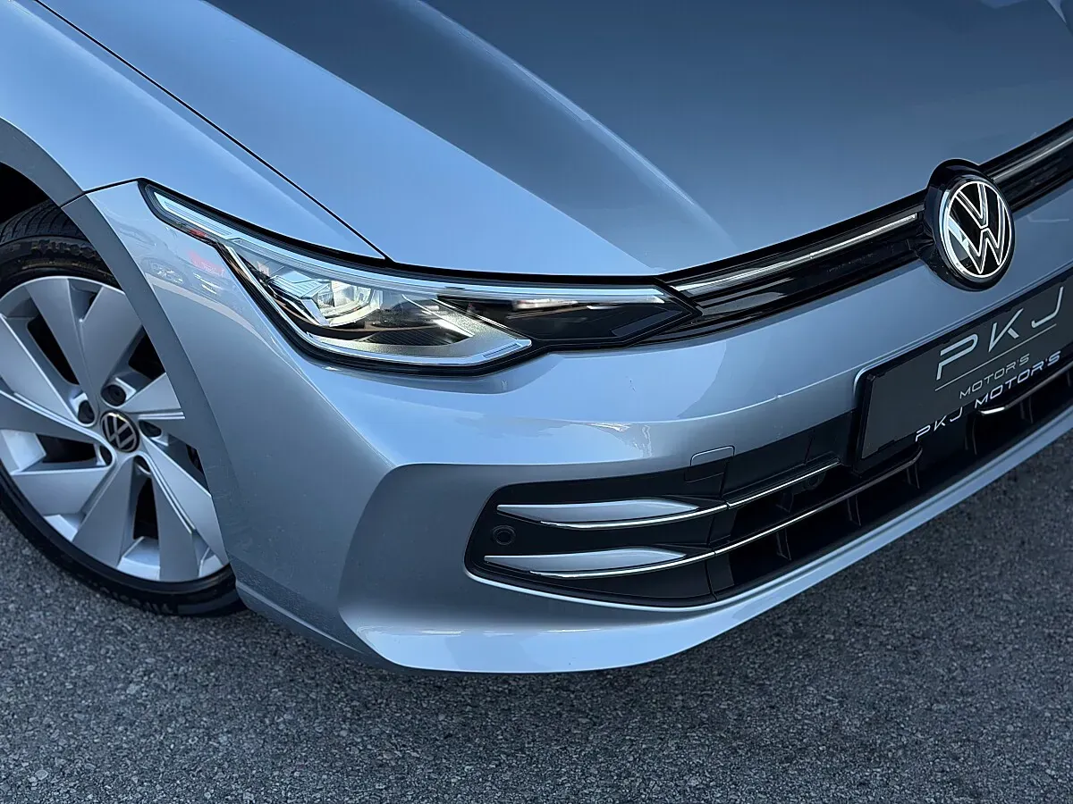 Volkswagen Golf 2025 photo 3