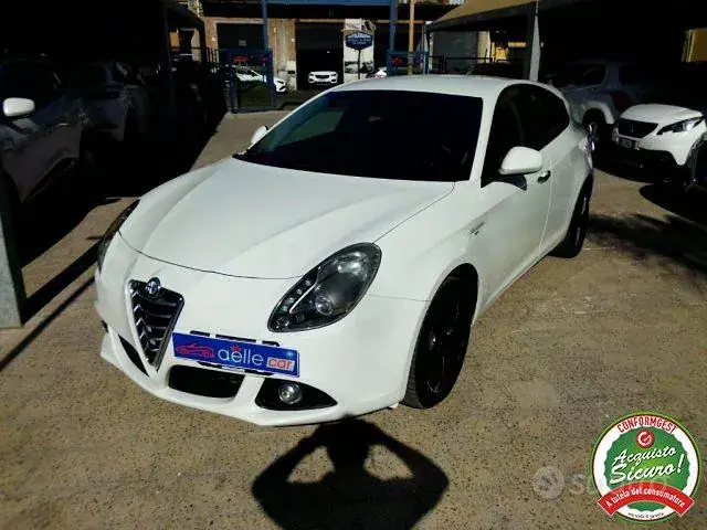 Alfa Romeo Giulietta 2015 photo 3