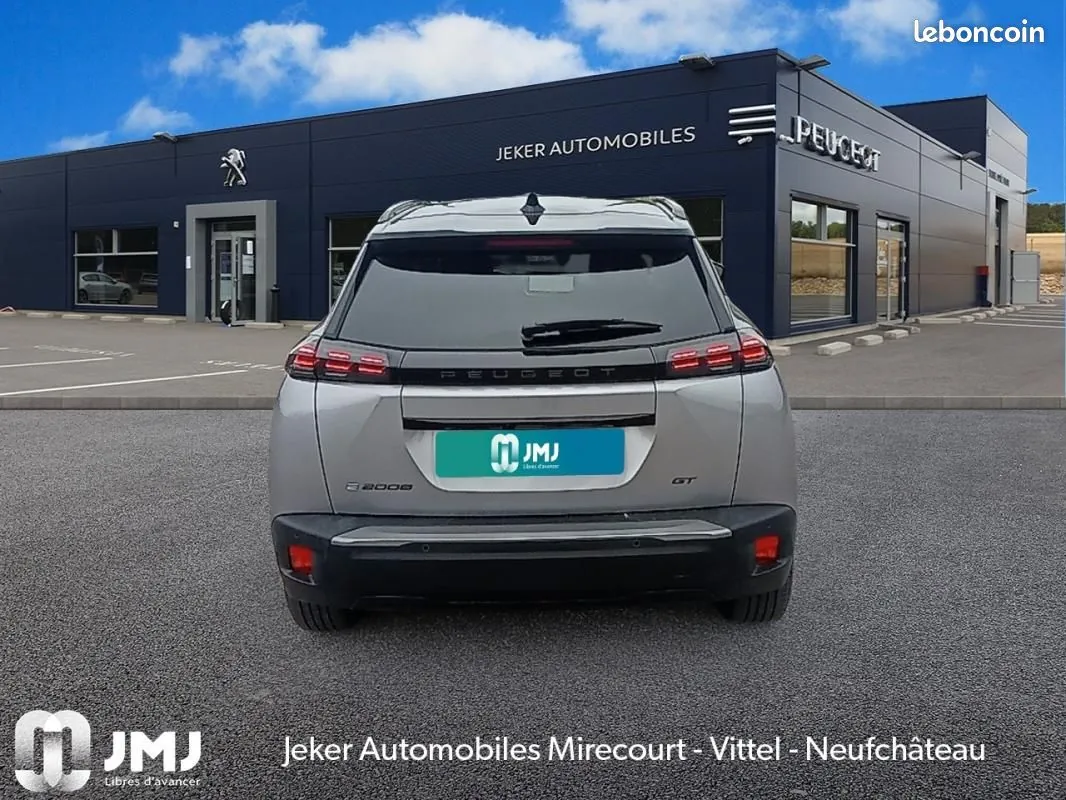 Peugeot 2008 2025 photo 3