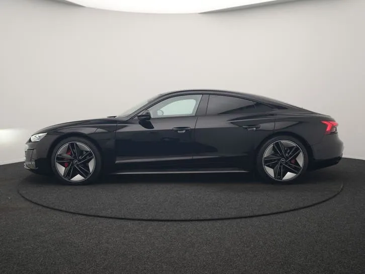 Audi E-Tron Gt 2022 photo 2